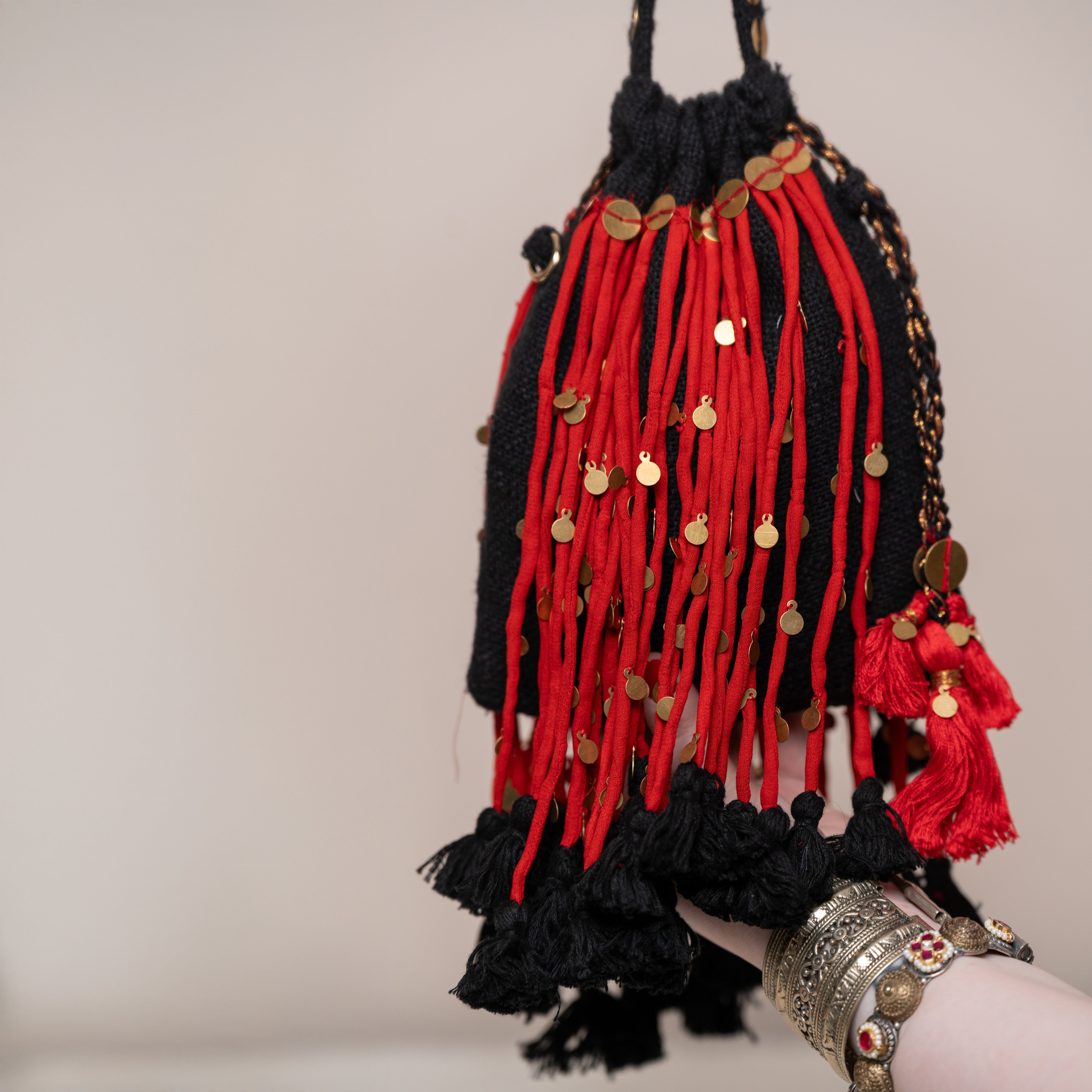 Fer Fudardi Festive Potli - Black