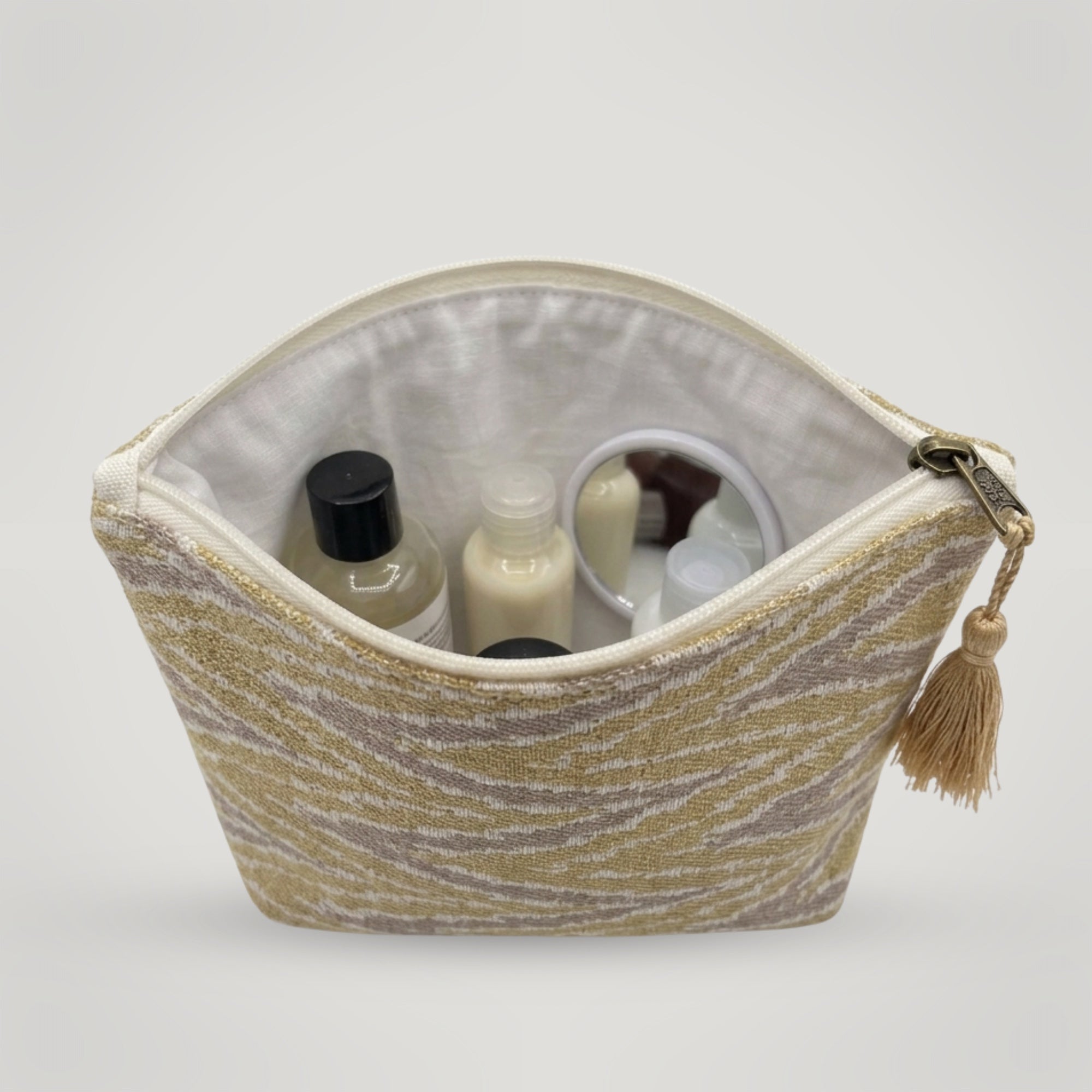 ButterCream Ikat Maxi Pouch