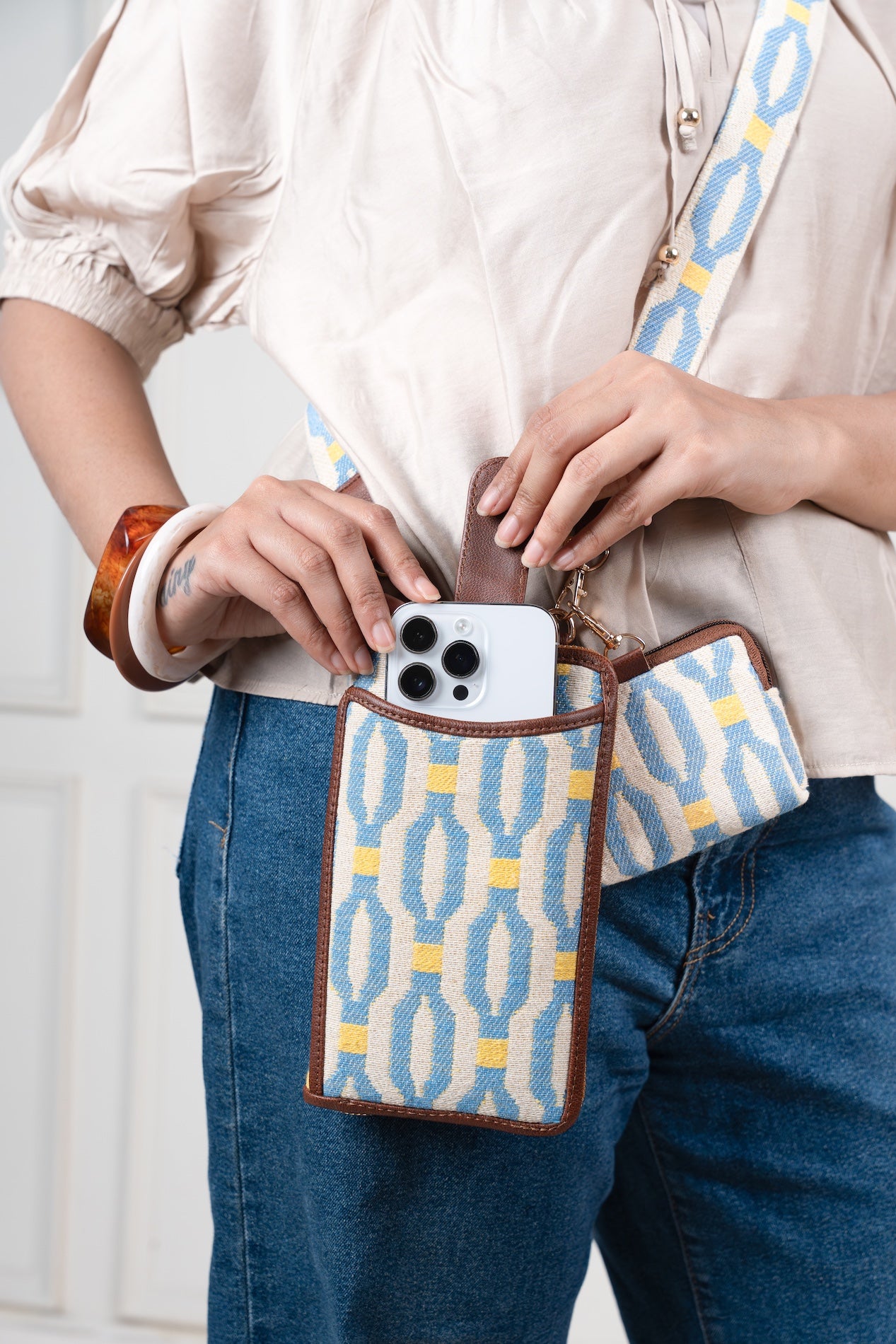 Blue Loom Mobile Belt & Coin Purse