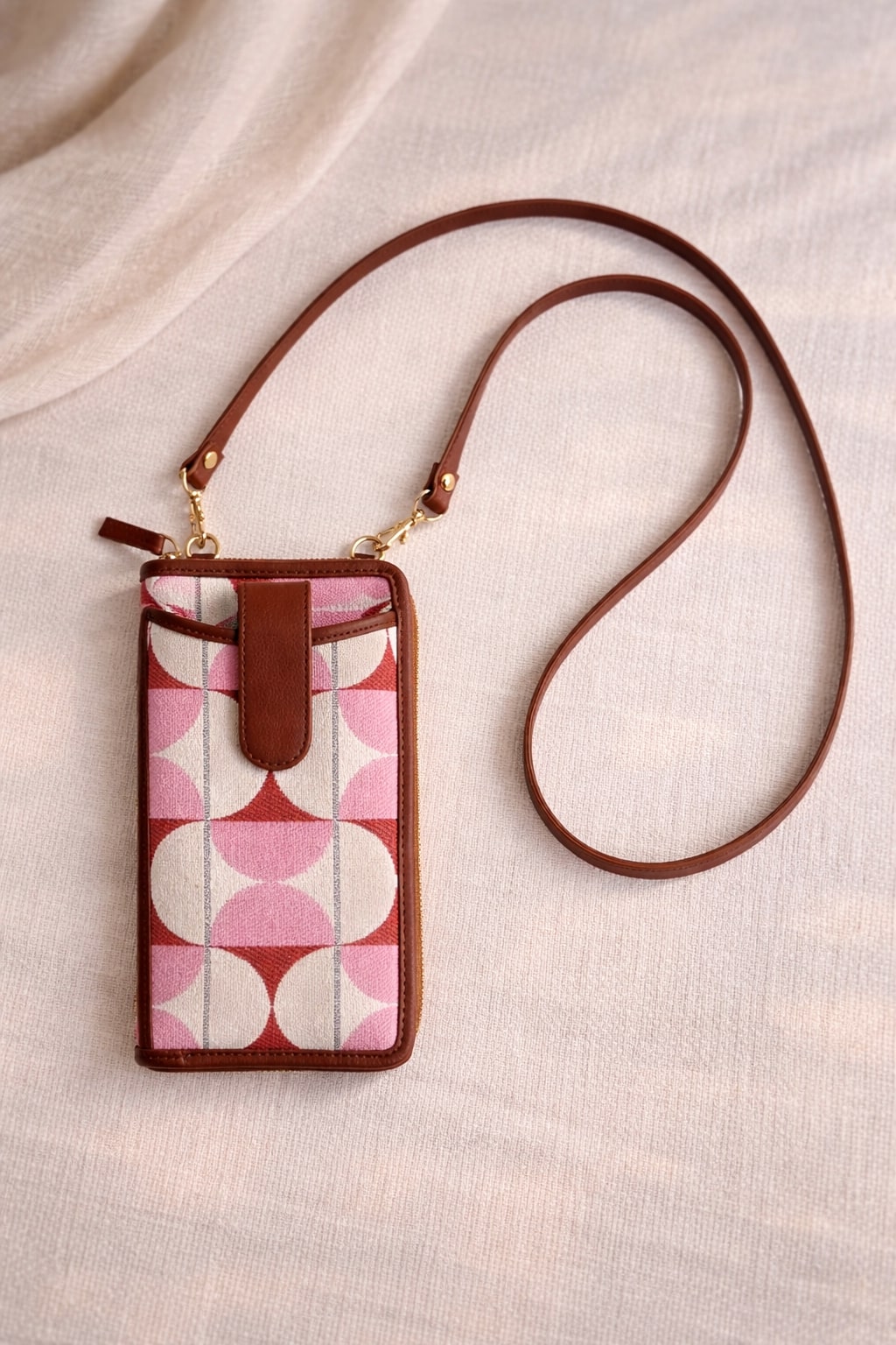 Clay Circle Mobile Wallet Sling