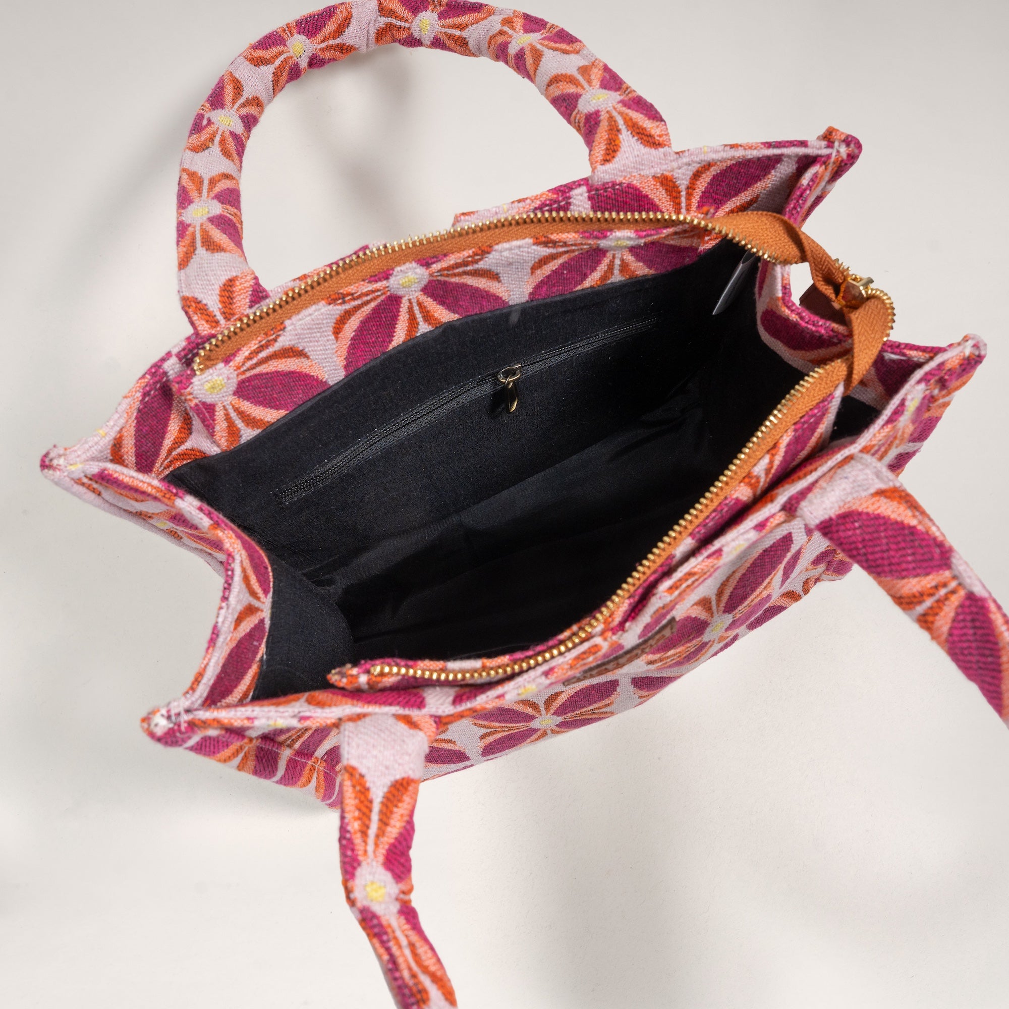 Pink Mogra W Box Bag (Medium)
