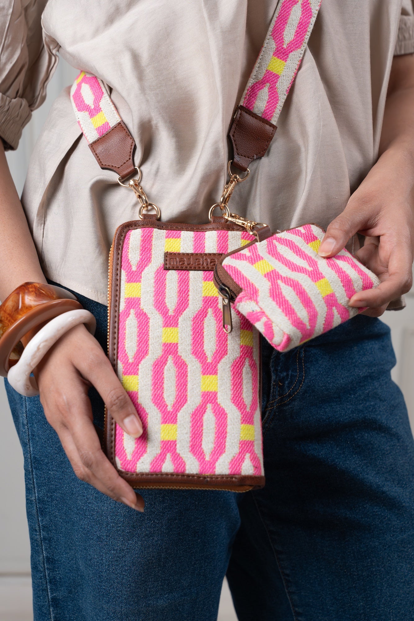 Rose Link Mobile Belt & Coin Purse