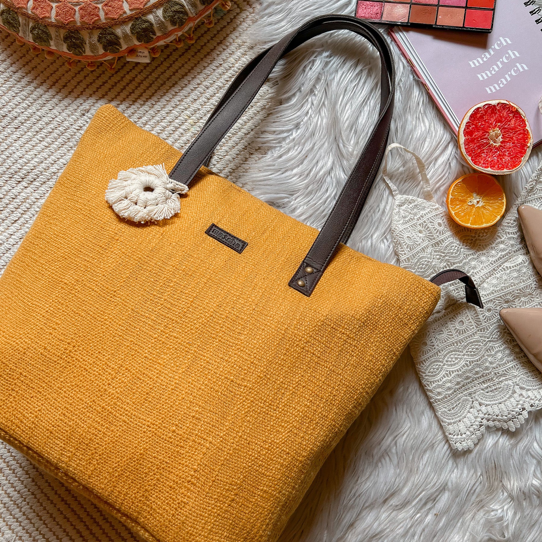 Mustard weaves everyday tote