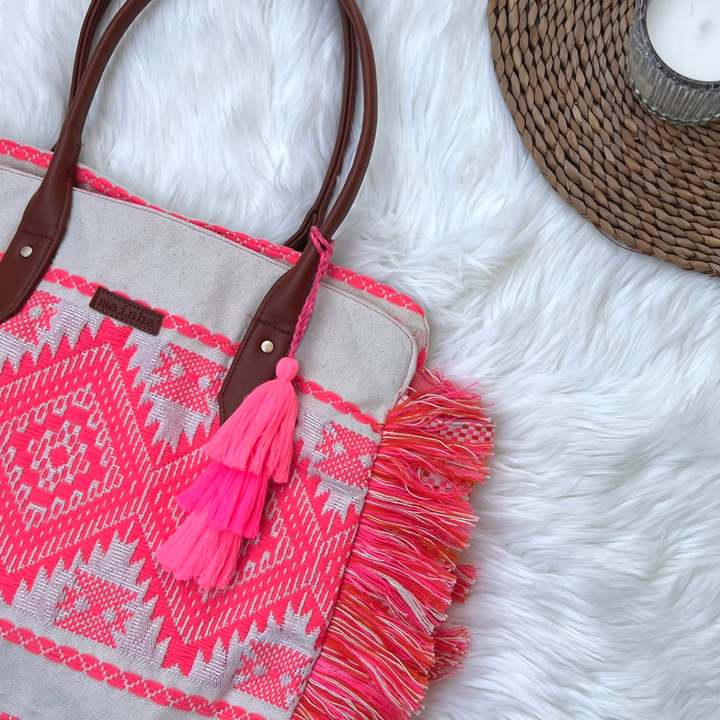 Pink Patakha Beach Hobo Bag With Mag-Dot Closure