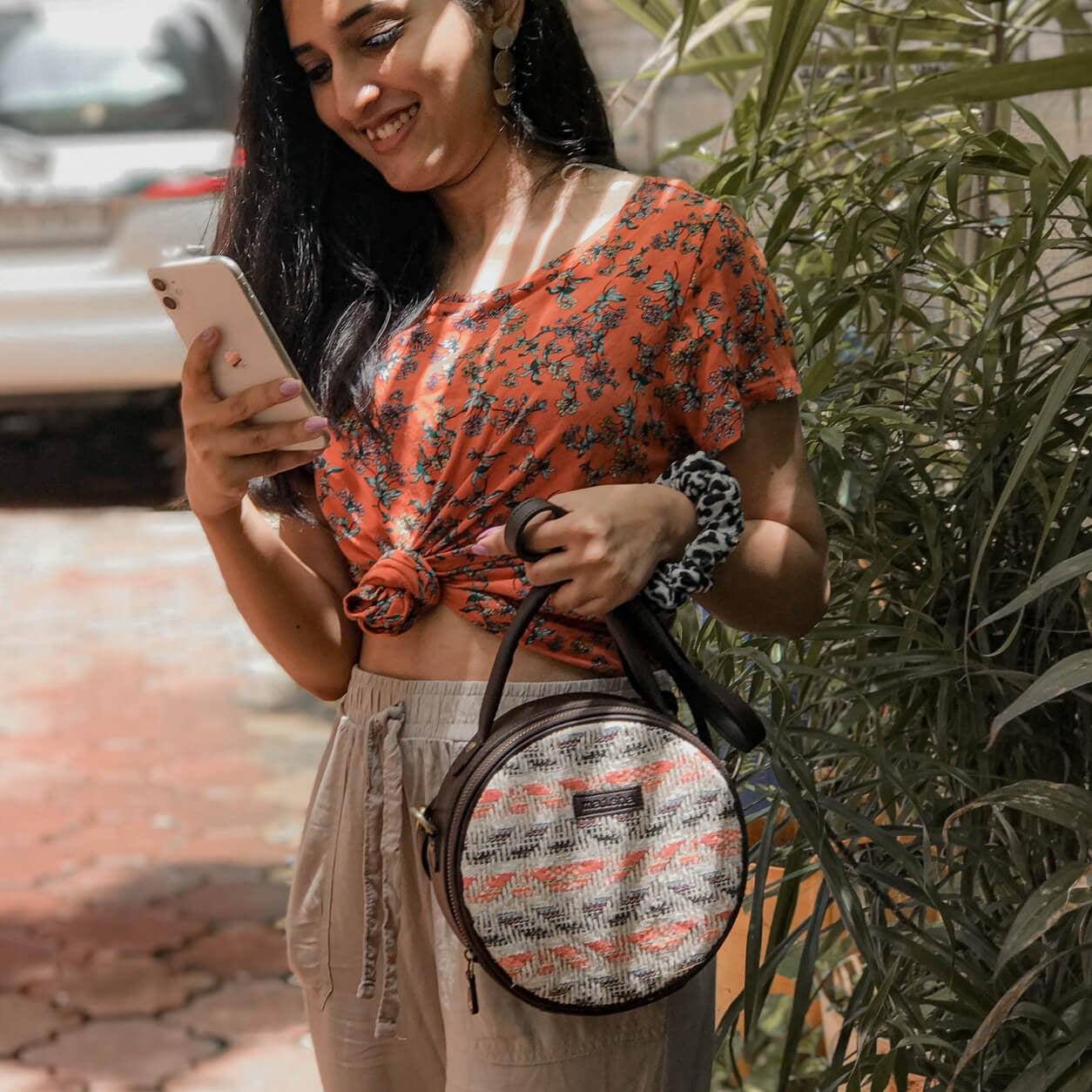 Sunset hues round boho bag