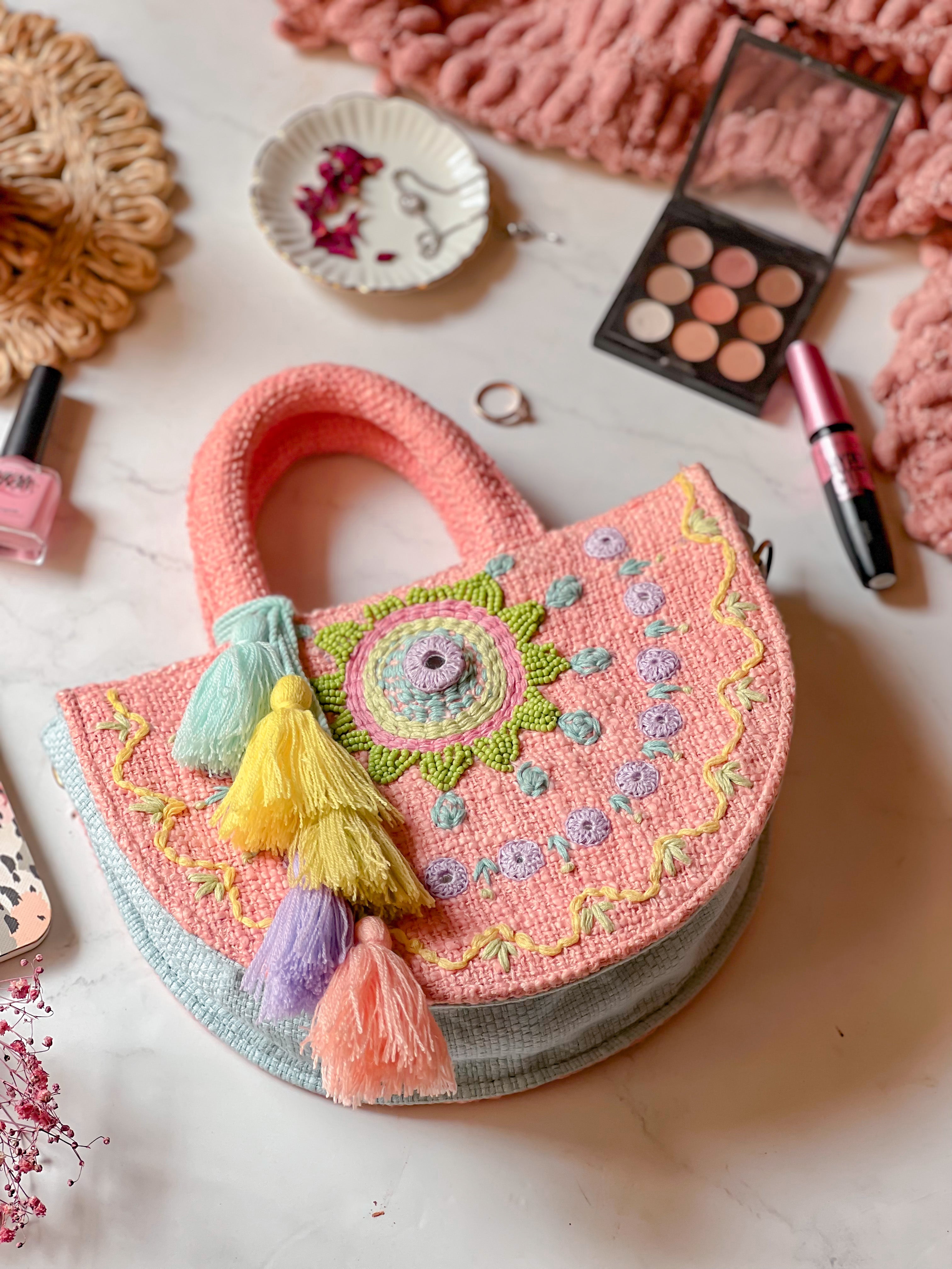 Dreamy Dahlia Slingbag